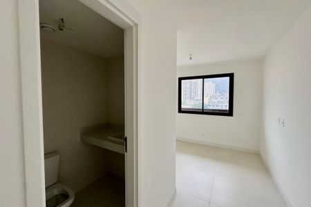 Apartamento à venda com 166m², 3 quartos e 2 vagas Apartamento à venda com 166m², 3 quartos e 2 vagas Suite 2