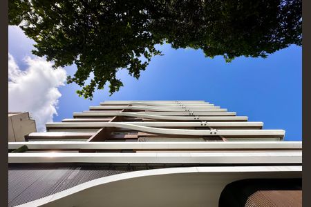 Apartamento à venda com 166m², 3 quartos e 2 vagas Apartamento à venda com 166m², 3 quartos e 2 vagasFachada