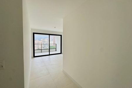 Apartamento à venda com 166m², 3 quartos e 2 vagas Apartamento à venda com 166m², 3 quartos e 2 vagas Suite 3