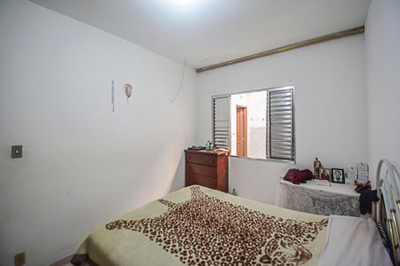 Casa à venda com 145m², 5 quartos e 3 vagas Casa à venda com 145m², 5 quartos e 3 vagasQuarto 2