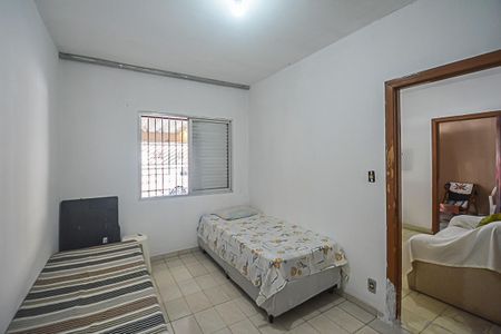 Casa à venda com 145m², 5 quartos e 3 vagas Casa à venda com 145m², 5 quartos e 3 vagasQuarto 1