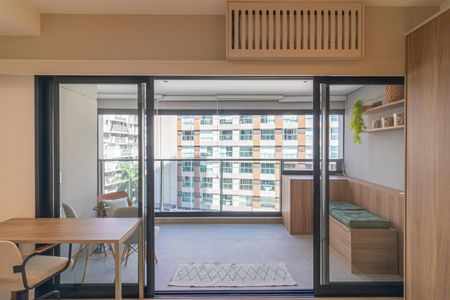 Studio de kitnet/studio para alugar com 1 quarto, 30m² em Indianópolis, São Paulo