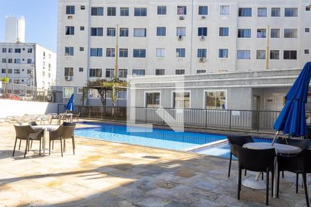 Apartamento para alugar com 44m², 2 quartos e 1 vaga Apartamento para alugar com 44m², 2 quartos e 1 vagaÁrea comum - Piscina