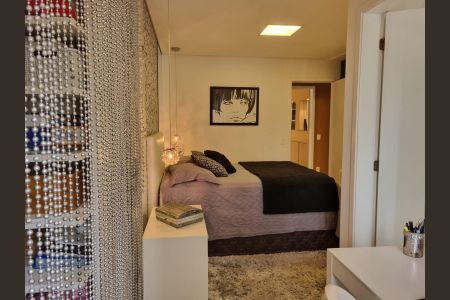 Apartamento à venda com 293m², 3 quartos e 4 vagasQuarto 2