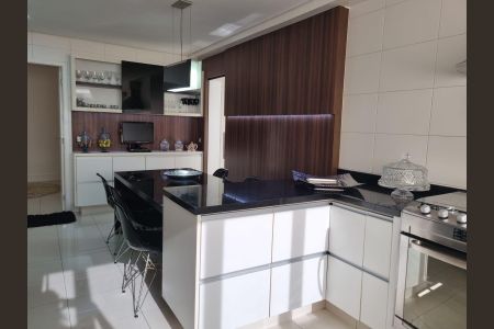 Apartamento à venda com 293m², 3 quartos e 4 vagasCozinha