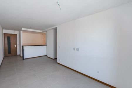 Apartamento à venda com 80m², 2 quartos e 1 vaga
