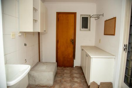 Casa de condomínio à venda com 174m², 3 quartos e 2 vagasÁrea de Serviço