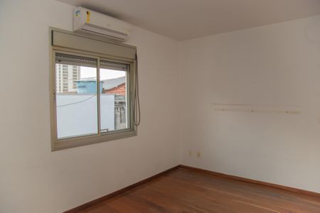 Casa de condomínio à venda com 174m², 3 quartos e 2 vagasQuarto 3 - Suíte