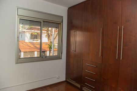 Casa de condomínio à venda com 174m², 3 quartos e 2 vagasQuarto 2 - Suíte