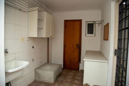 Casa de condomínio à venda com 174m², 3 quartos e 2 vagasÁrea de Serviço