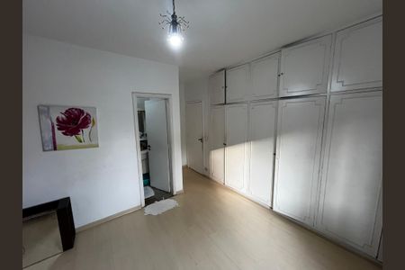 Casa à venda com 564m², 7 quartos e 4 vagasSuíte 2