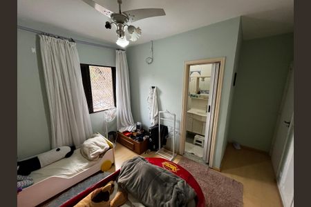 Casa à venda com 564m², 7 quartos e 4 vagasSuíte 1