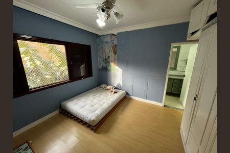 Casa à venda com 564m², 7 quartos e 4 vagasSuíte 3