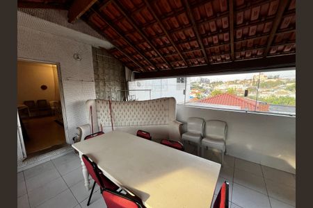 Casa à venda com 564m², 7 quartos e 4 vagasVaranda