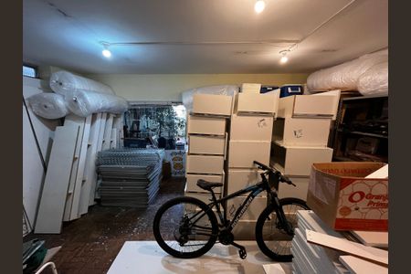 Casa à venda com 564m², 7 quartos e 4 vagasQuarto de Serviço