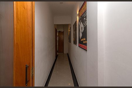 Apartamento à venda com 119m², 3 quartos e 1 vagaCorredor