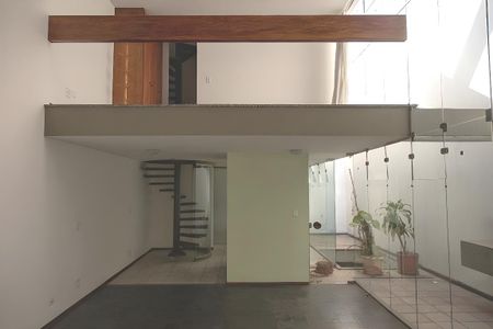 Casa para alugar com 4 quartos, 200m² em Moema, São Paulo