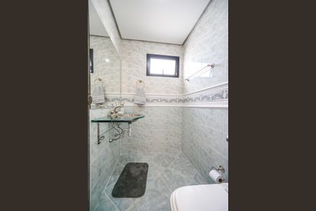 Apartamento à venda com 92m², 3 quartos e 1 vaga Apartamento à venda com 92m², 3 quartos e 1 vagaBanheiro social
