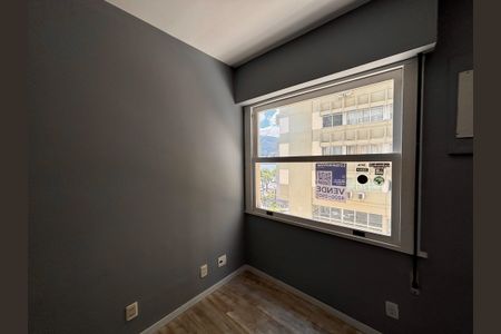 Apartamento à venda com 100m², 3 quartos e 2 vagas Apartamento à venda com 100m², 3 quartos e 2 vagasPlaca