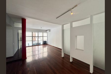 Apartamento à venda com 100m², 3 quartos e 2 vagas Apartamento à venda com 100m², 3 quartos e 2 vagasSala