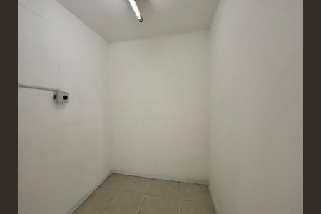 Apartamento à venda com 100m², 3 quartos e 2 vagas Apartamento à venda com 100m², 3 quartos e 2 vagasQuarto de Serviço
