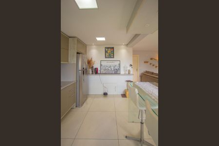 Apartamento à venda com 83m², 2 quartos e 2 vagas Apartamento à venda com 83m², 2 quartos e 2 vagasCozinha