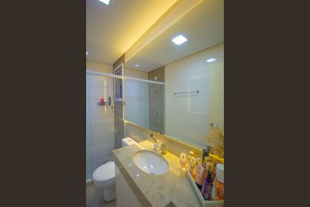 Apartamento à venda com 83m², 2 quartos e 2 vagas Apartamento à venda com 83m², 2 quartos e 2 vagasBanheiro