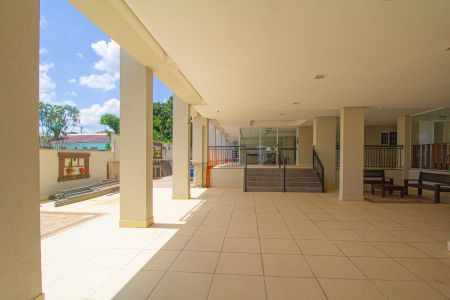 Apartamento à venda com 83m², 2 quartos e 2 vagas Apartamento à venda com 83m², 2 quartos e 2 vagasHall social