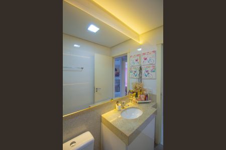 Apartamento à venda com 83m², 2 quartos e 2 vagas Apartamento à venda com 83m², 2 quartos e 2 vagasBanheiro