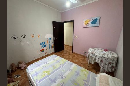 Casa à venda com 175m², 3 quartos e 2 vagas Casa à venda com 175m², 3 quartos e 2 vagasQuarto 2