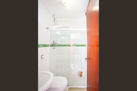 Casa à venda com 283m², 4 quartos e 4 vagasBanheiro de serviço