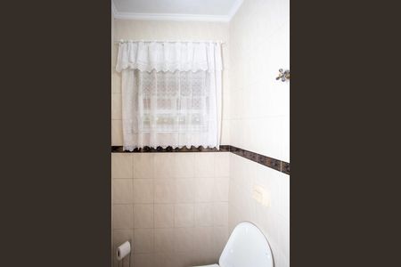 Casa à venda com 283m², 4 quartos e 4 vagasLavabo