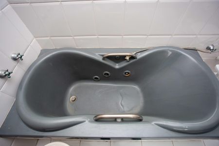 Casa à venda com 283m², 4 quartos e 4 vagasbanheira da Suite 1