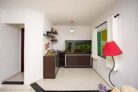 Casa à venda com 283m², 4 quartos e 4 vagasSala de Estar