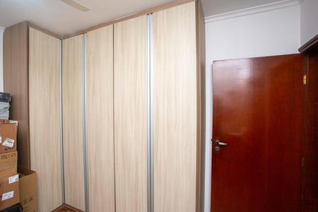 Casa à venda com 283m², 4 quartos e 4 vagasQuarto Suite 3