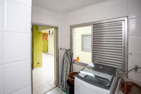 Casa à venda com 283m², 4 quartos e 4 vagasÁrea de Serviço