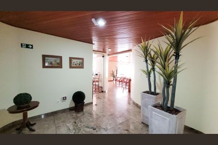 Apartamento para alugar com 210m², 3 quartos e 2 vagas Apartamento para alugar com 210m², 3 quartos e 2 vagasHall social
