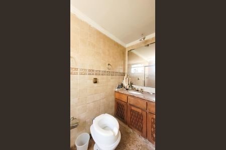 Apartamento para alugar com 210m², 3 quartos e 2 vagas Apartamento para alugar com 210m², 3 quartos e 2 vagasBanheiro da Suite 1