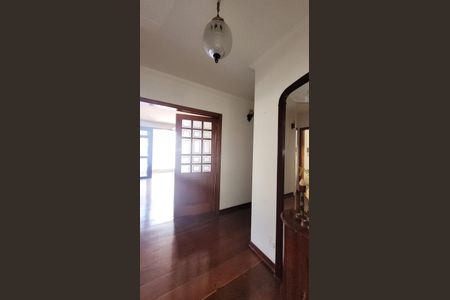 Apartamento para alugar com 210m², 3 quartos e 2 vagas Apartamento para alugar com 210m², 3 quartos e 2 vagasHall de entrada
