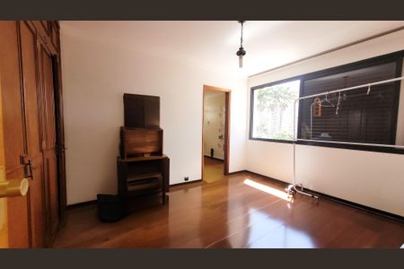 Apartamento para alugar com 210m², 3 quartos e 2 vagas Apartamento para alugar com 210m², 3 quartos e 2 vagasSuite 2