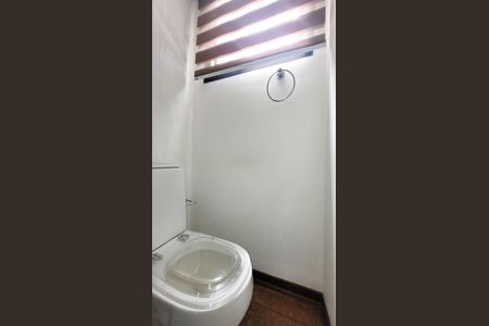 Apartamento para alugar com 210m², 3 quartos e 2 vagas Apartamento para alugar com 210m², 3 quartos e 2 vagasLavabo