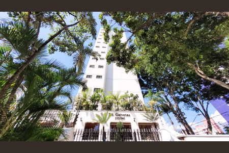 Apartamento para alugar com 210m², 3 quartos e 2 vagas Apartamento para alugar com 210m², 3 quartos e 2 vagasFachada