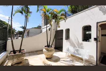 Apartamento para alugar com 210m², 3 quartos e 2 vagas Apartamento para alugar com 210m², 3 quartos e 2 vagasÁrea comum