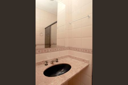 Apartamento para alugar com 280m², 3 quartos e 2 vagasBanheiro 2