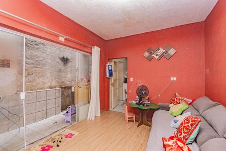 Casa à venda com 158m², 7 quartos e 2 vagas Casa à venda com 158m², 7 quartos e 2 vagasSala casa 2