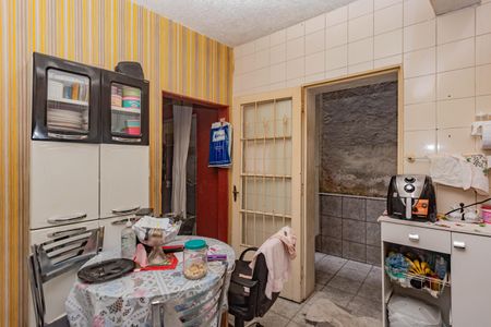 Casa à venda com 158m², 7 quartos e 2 vagas Casa à venda com 158m², 7 quartos e 2 vagasCozinha