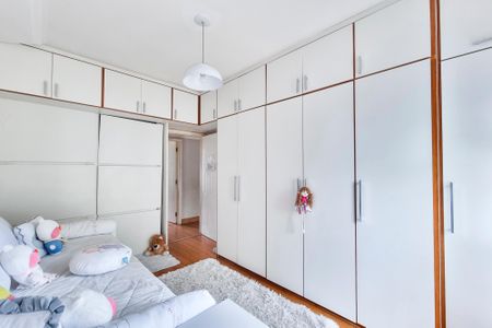 Apartamento para alugar com 120m², 3 quartos e 1 vaga Apartamento para alugar com 120m², 3 quartos e 1 vagaQuarto