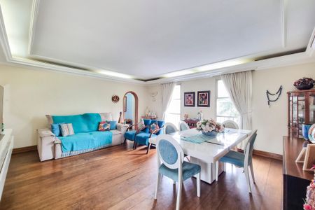 Apartamento para alugar com 120m², 3 quartos e 1 vaga Apartamento para alugar com 120m², 3 quartos e 1 vagaSala
