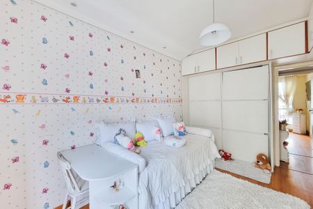 Apartamento para alugar com 120m², 3 quartos e 1 vaga Apartamento para alugar com 120m², 3 quartos e 1 vagaQuarto