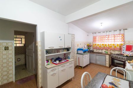 Casa à venda com 113m², 3 quartos e 2 vagas Casa à venda com 113m², 3 quartos e 2 vagasCozinha